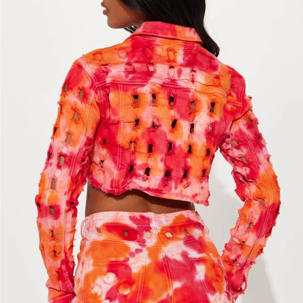 NEW Ripped Tie Dye crop denim SET from fashion nova. Size XL